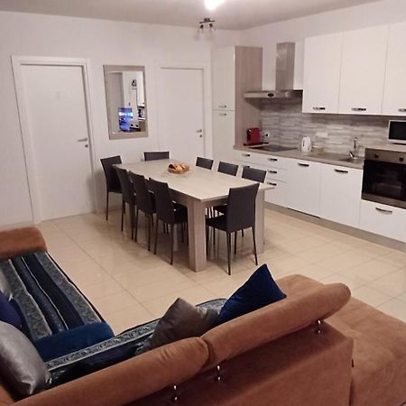 Lucini Ai Portici Apartamento Tirano Exterior foto