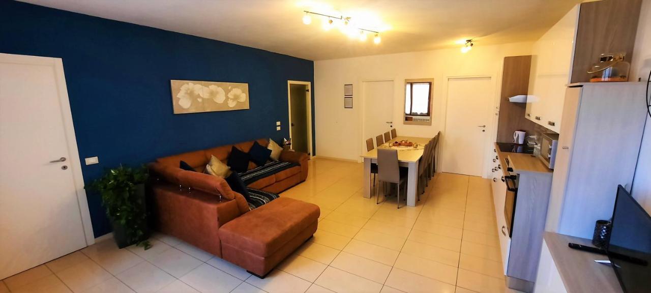 Lucini Ai Portici Apartamento Tirano Exterior foto